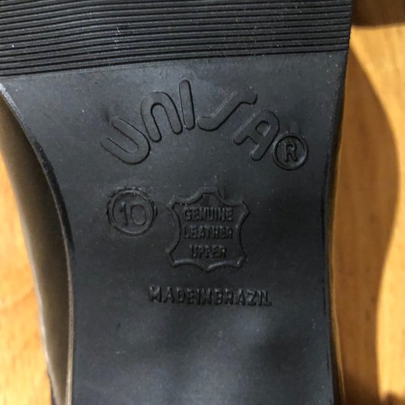 Women's Black Leather Unisa Dress Shoes - Picture 5 of 9